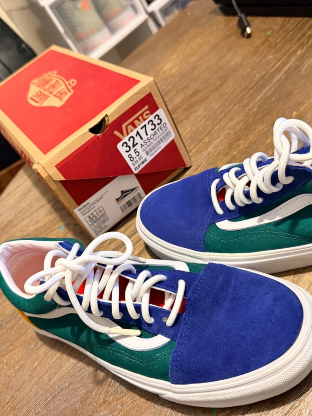Vans Retro Yacht Club